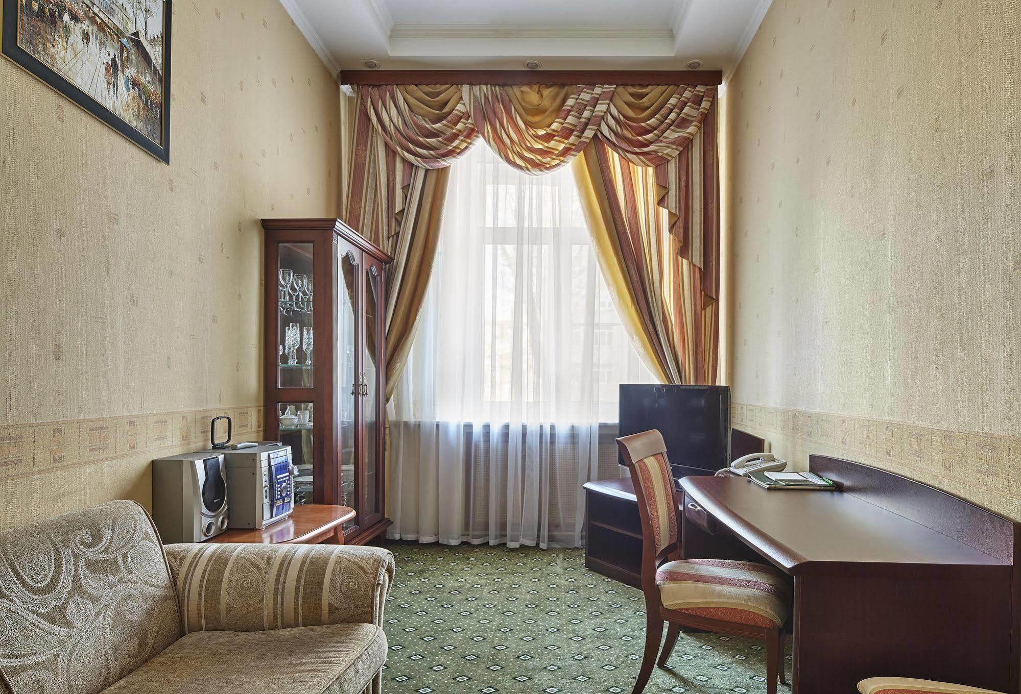 Bagration Hotel Moskou Kamer foto